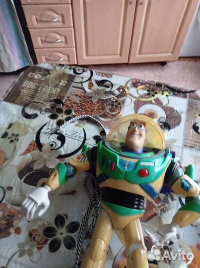 Игрушка Баз Лайтер