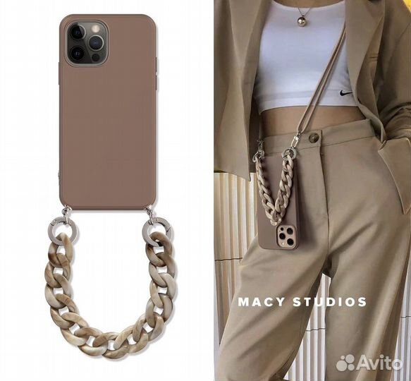 Чехол на iPhone 11