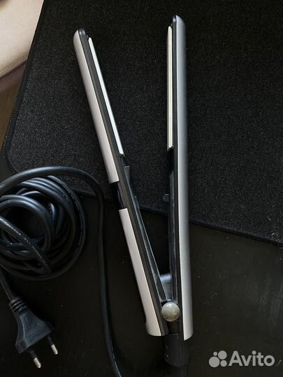 Выпрямитель, утюжок для волос philips