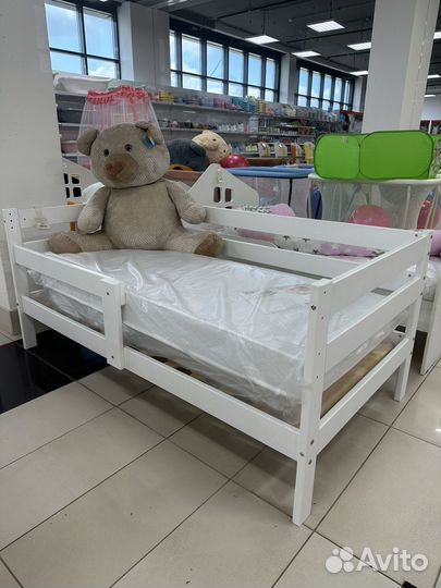 Кроватка детская