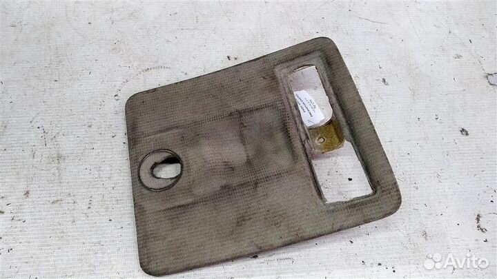 Крышка механизма ручки люка Audi 80 B3 86-91г