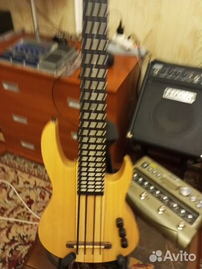 Бас гитара Cate I'm travel by the river