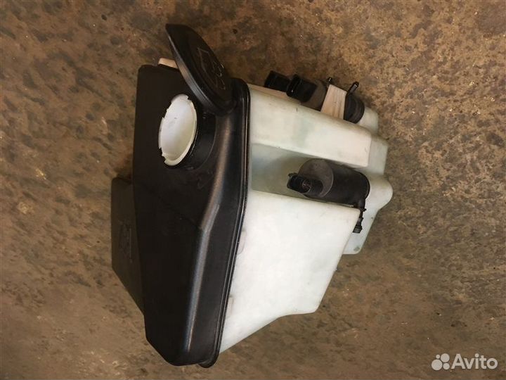 Бачок омывателя Bmw X5 (E 53) E53 M62B44TU 2000