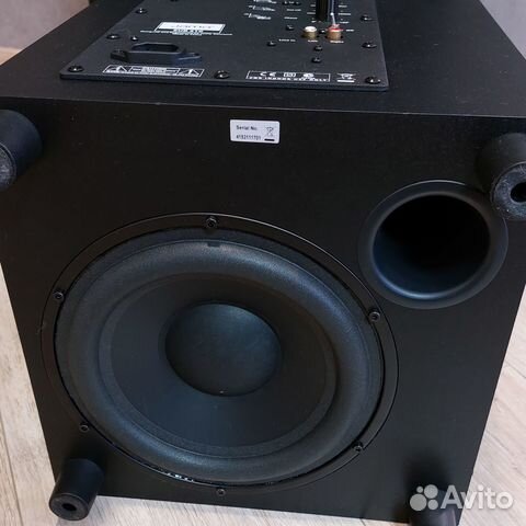 Активный сабвуфер jamo SUB 210