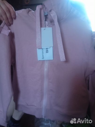 Отдам даром детские вещи