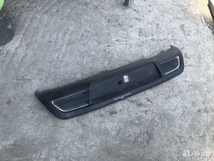 Накладка на задний бампер Peugeot 308