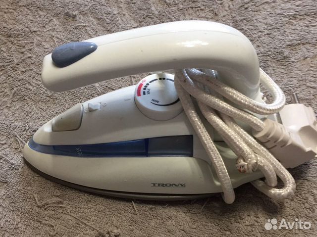 Утюг дорожный