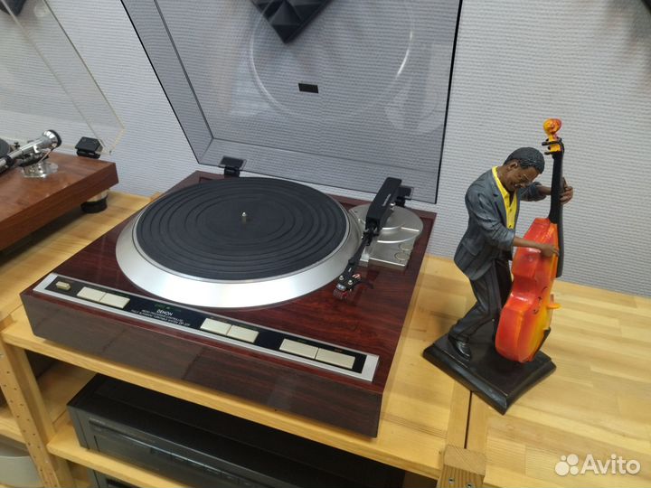 Проигрыватель винила Denon DP-37F