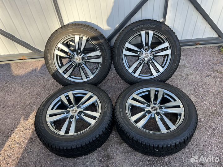 R17 Hankook Winter I'Pike 215/60, PCD 5x114.3 DIA 66.1