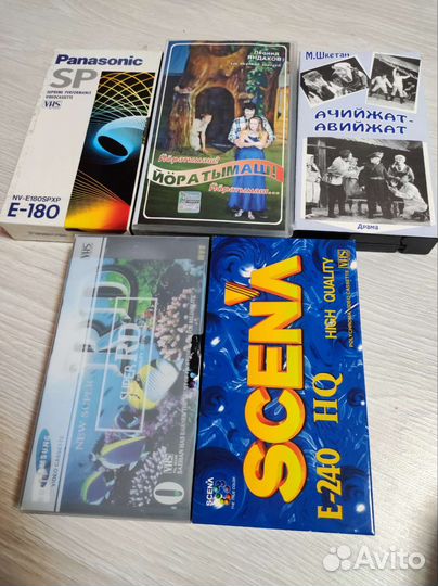 Видеокассеты