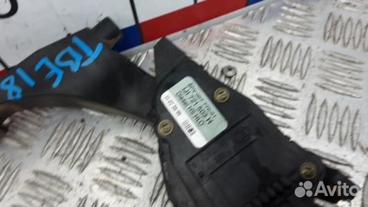 Педаль газа volkswagen bora 1 (TBE18NW01)