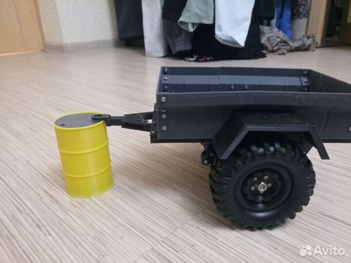 Большой прицеп для радиоуправляемой модели 1/10