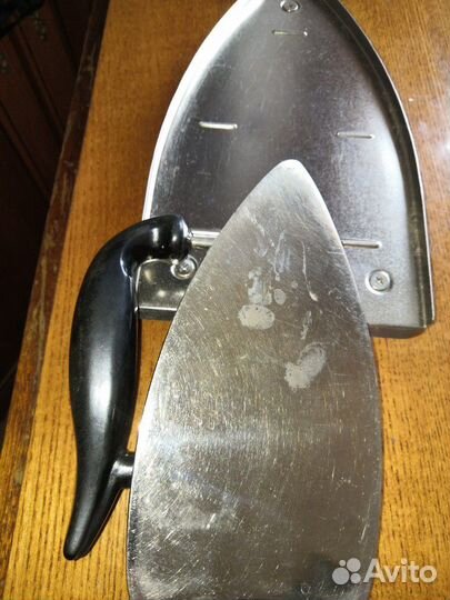 Утюг (патефонный завод) коллекционный