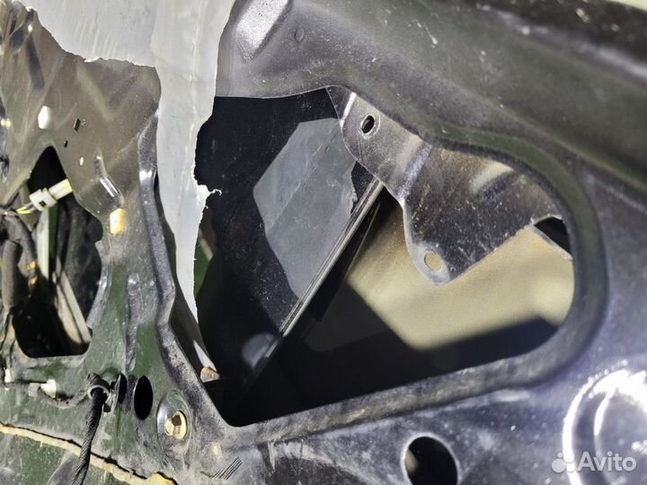 Стекло двери задней правой на Lifan X60