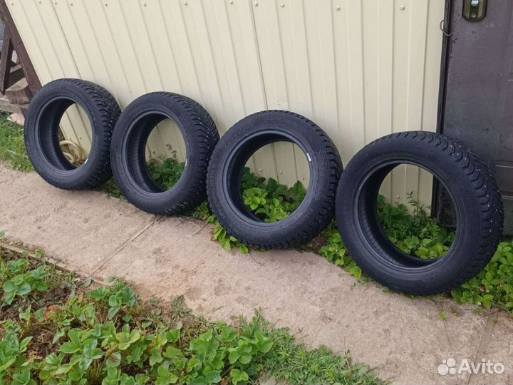 Nokian Tyres Hakkapeliitta 8 185/60 R15