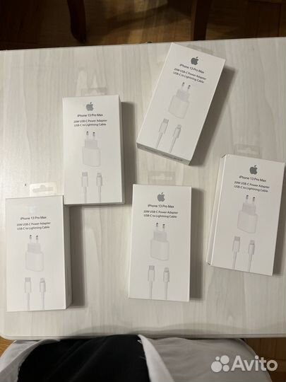 Зарядка на iPhone 20w