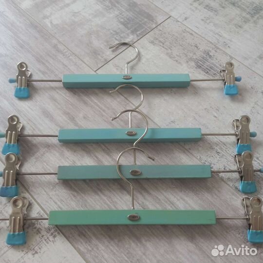 Плечики вешалки