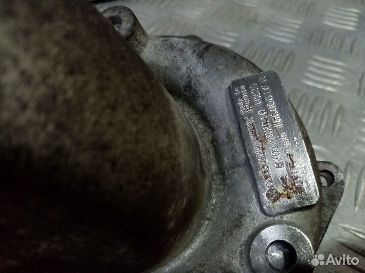 Часть Б/У Турбокомпрессор (турбина) 001