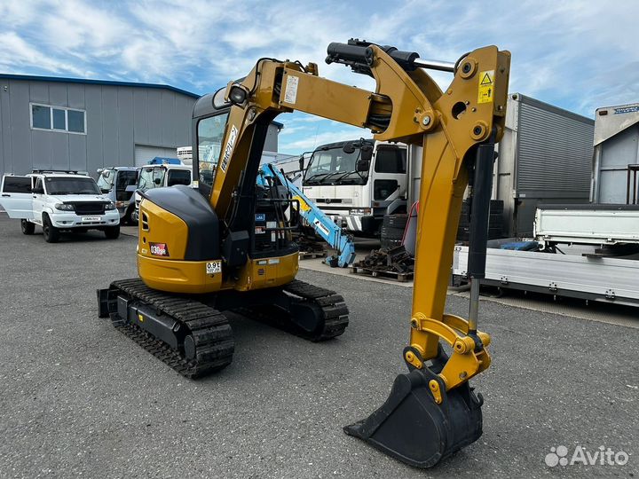 Мини-экскаватор CAT 030SR, 2015