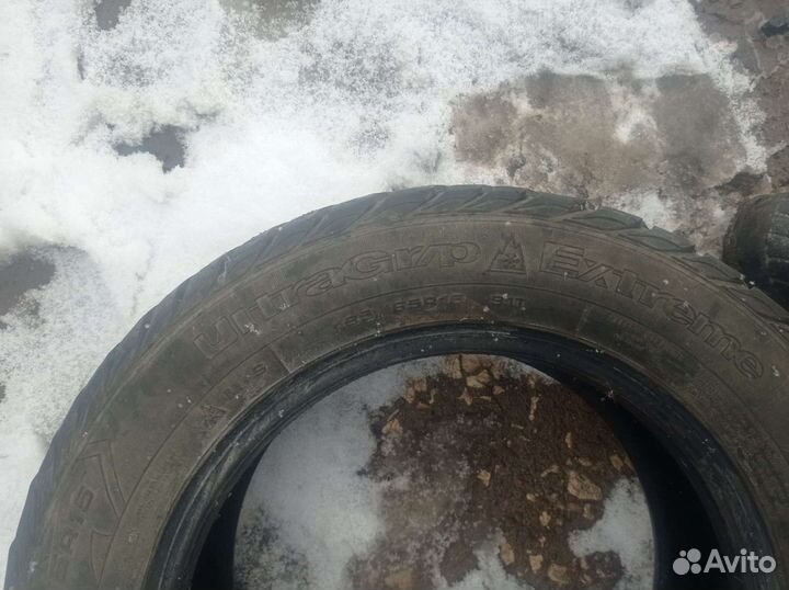 Goodyear UltraGrip 195/65 R15 91T