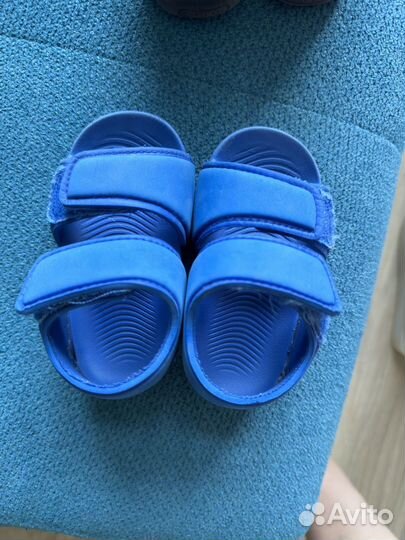 Сандали для пляжа и бассейна мальчику