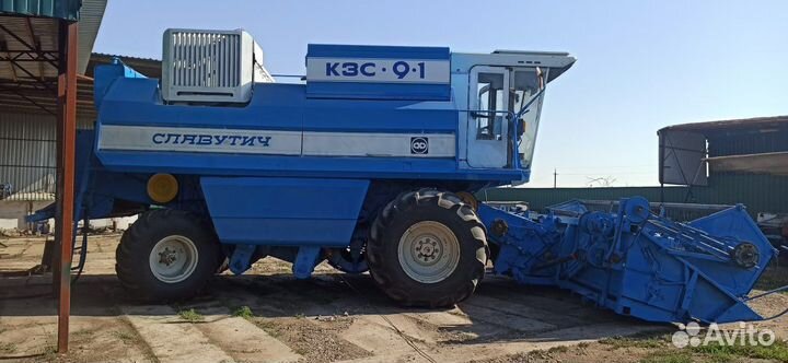 Комбайн Херсонец КЗС-9-1 