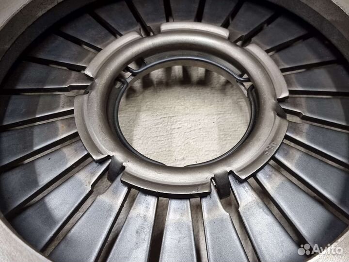 Корзина сцепления MAN TGA 18/24-41, Iveco EuroTech