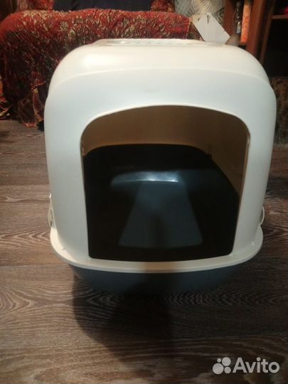 Продаю кошачий домик туалет