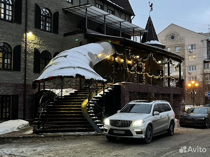 Прокат автомобиля с водителем Mercedes- Benz GL