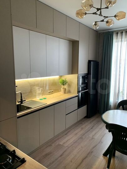 2-к. квартира, 71,8 м², 2/6 эт.