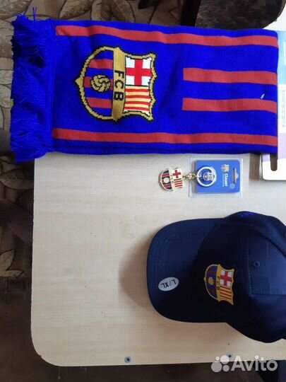 Кепка, шарф Барселона