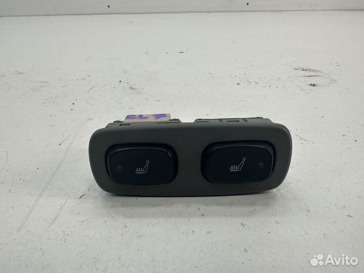 Chevrolet Lacetti кнопка подогрева сидений
