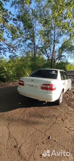 Toyota Corolla 1.5 AT, 1999, 371 875 км