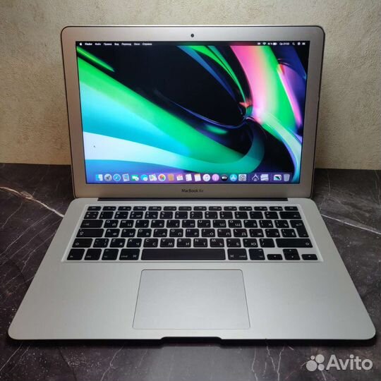 Macbook Air 13 ssd / i5