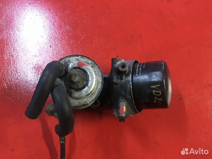 Кронштейн масляного фильтра Nissan Navara D40