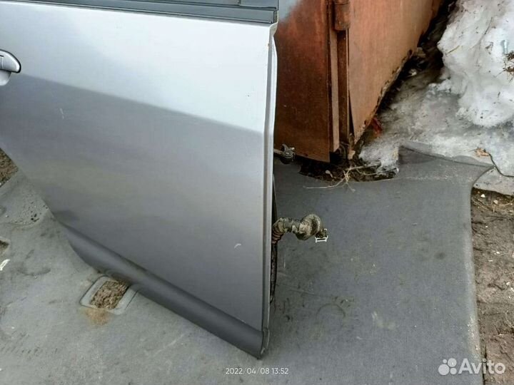 Дверь Ниссан ВингроадY11