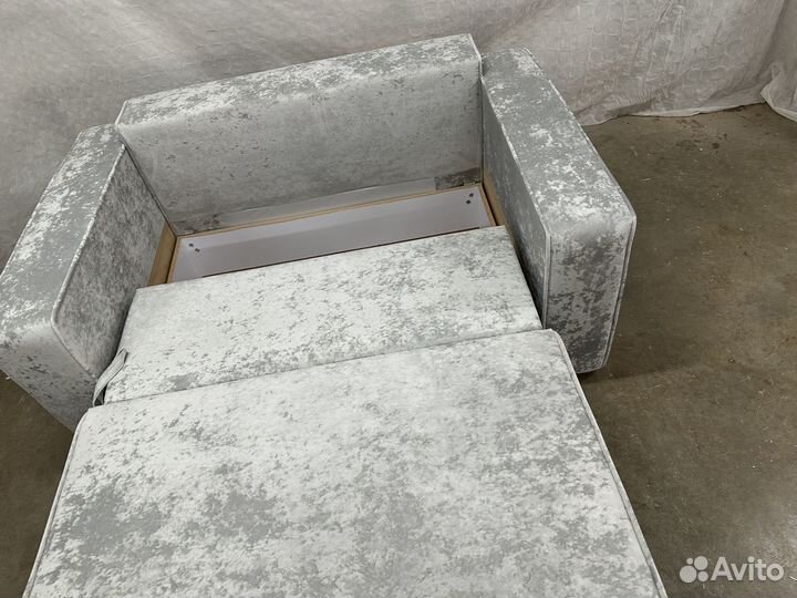 Диван новый