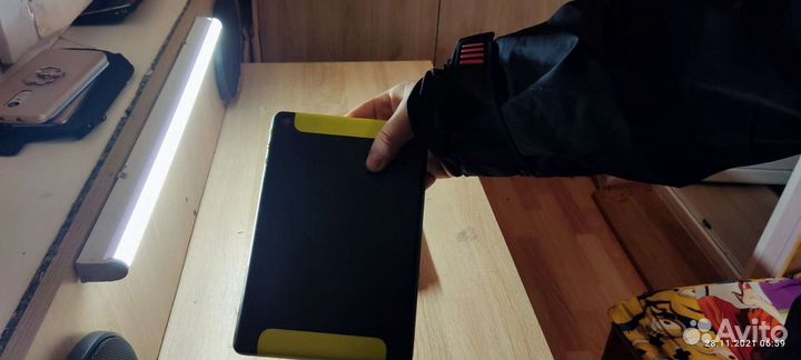 Планшет pocketbook surfpad 4m