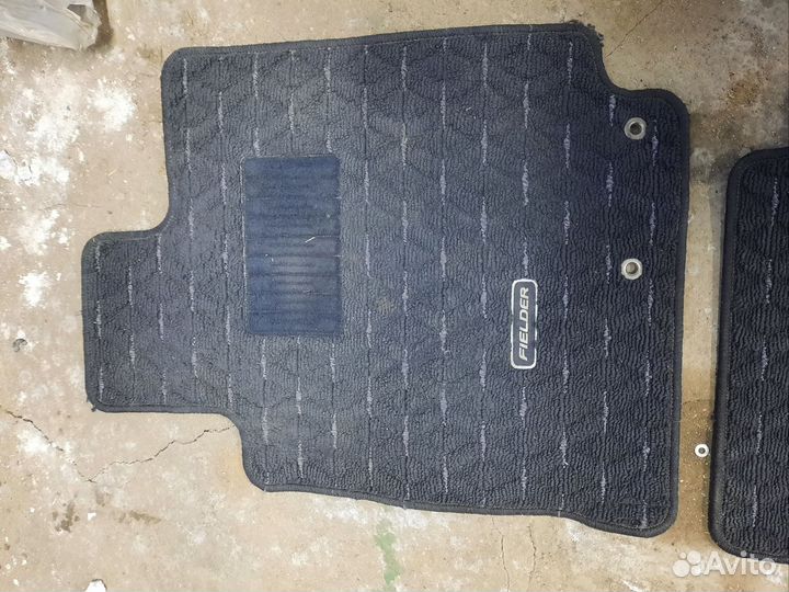 Оригинальные коврики Тойота королла филдер