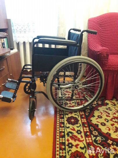 Инвалидная коляска