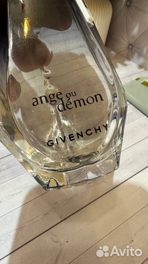 Givenchy ange ou demon 98ml с витрины