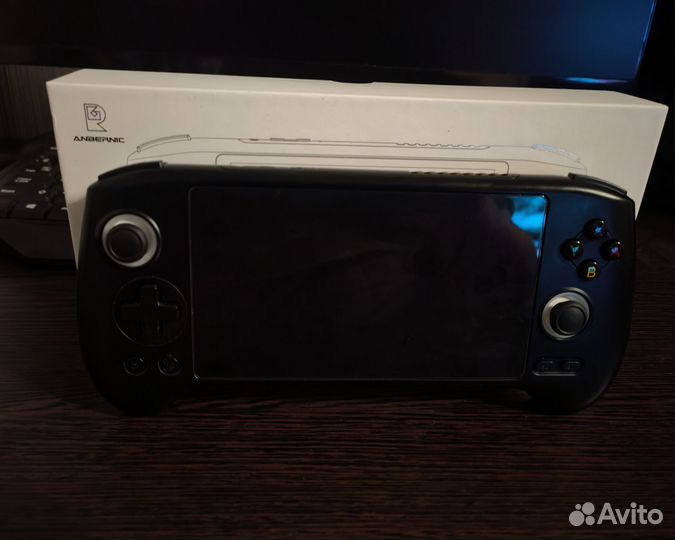 Anbernic rg556