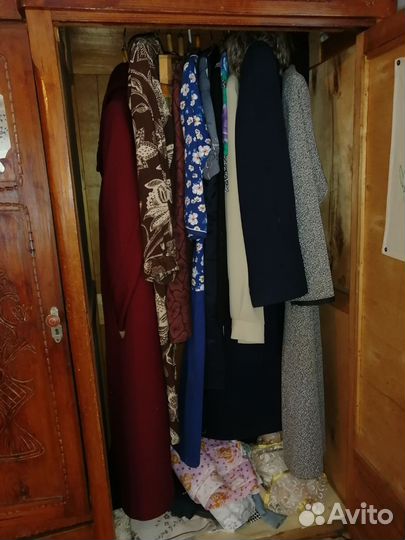 Шкаф плательный бу с зеркалом