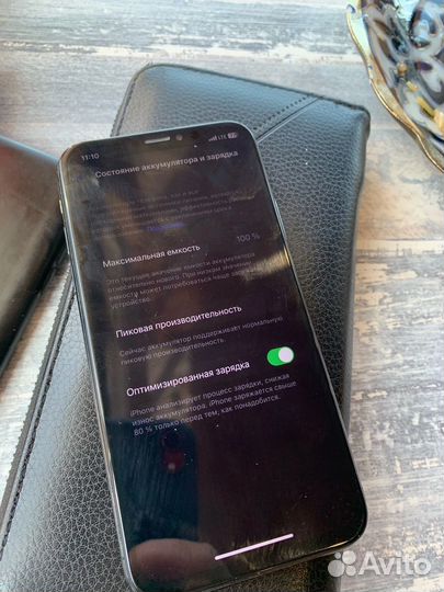 iPhone X, 64 ГБ