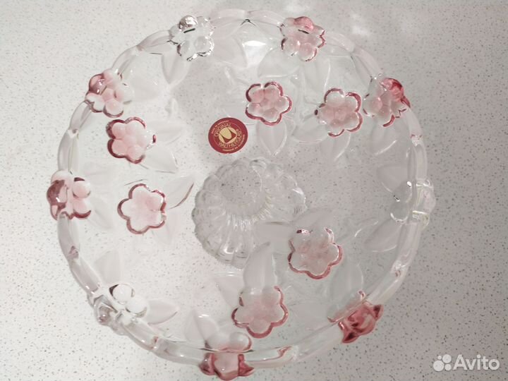 Конфетница на ножке стекло