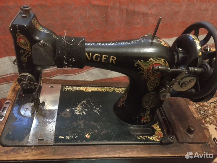 Швейная машина Singer