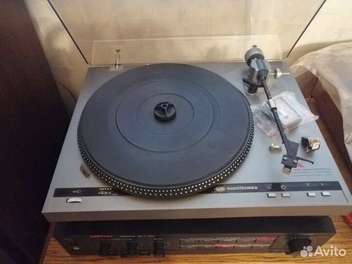 Проигрыватель ария 102