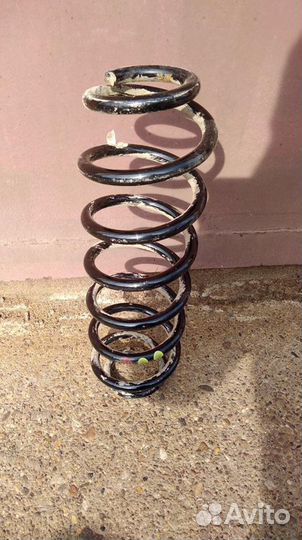 Продам пружину для Шкоды