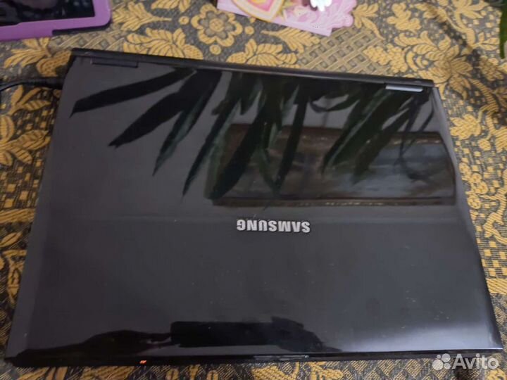 Ноутбук Samsung