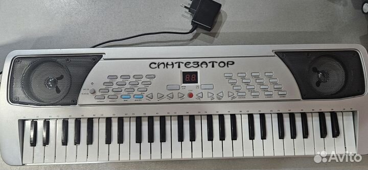 Синтезатор